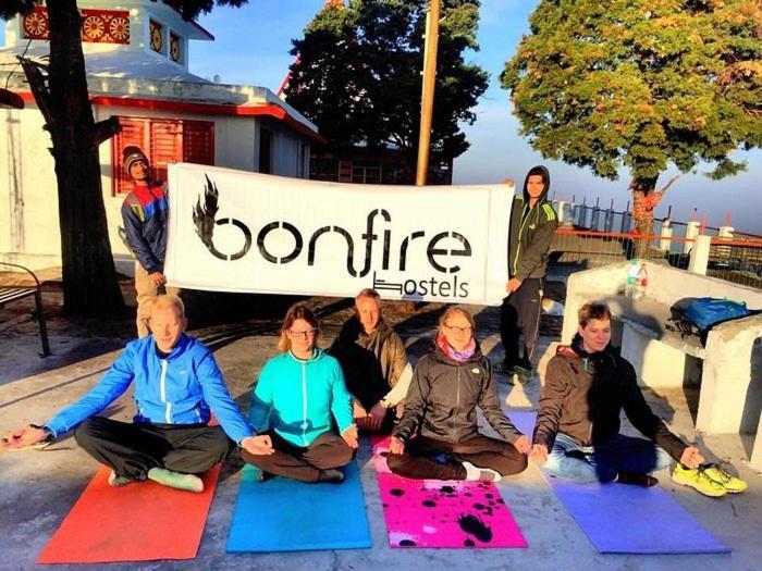 Bonfire Hostels Rishīkesh Zewnętrze zdjęcie