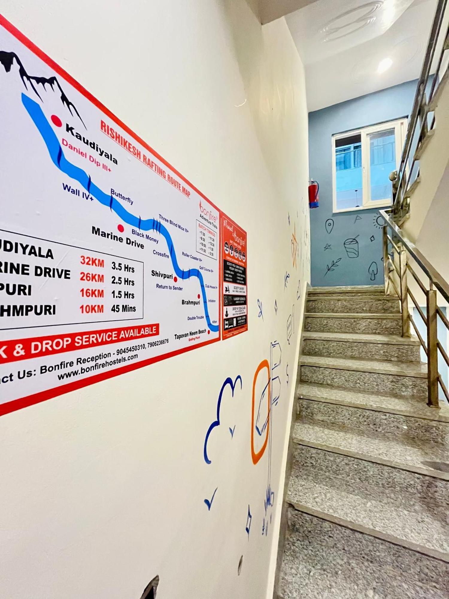 Bonfire Hostels Rishīkesh Zewnętrze zdjęcie