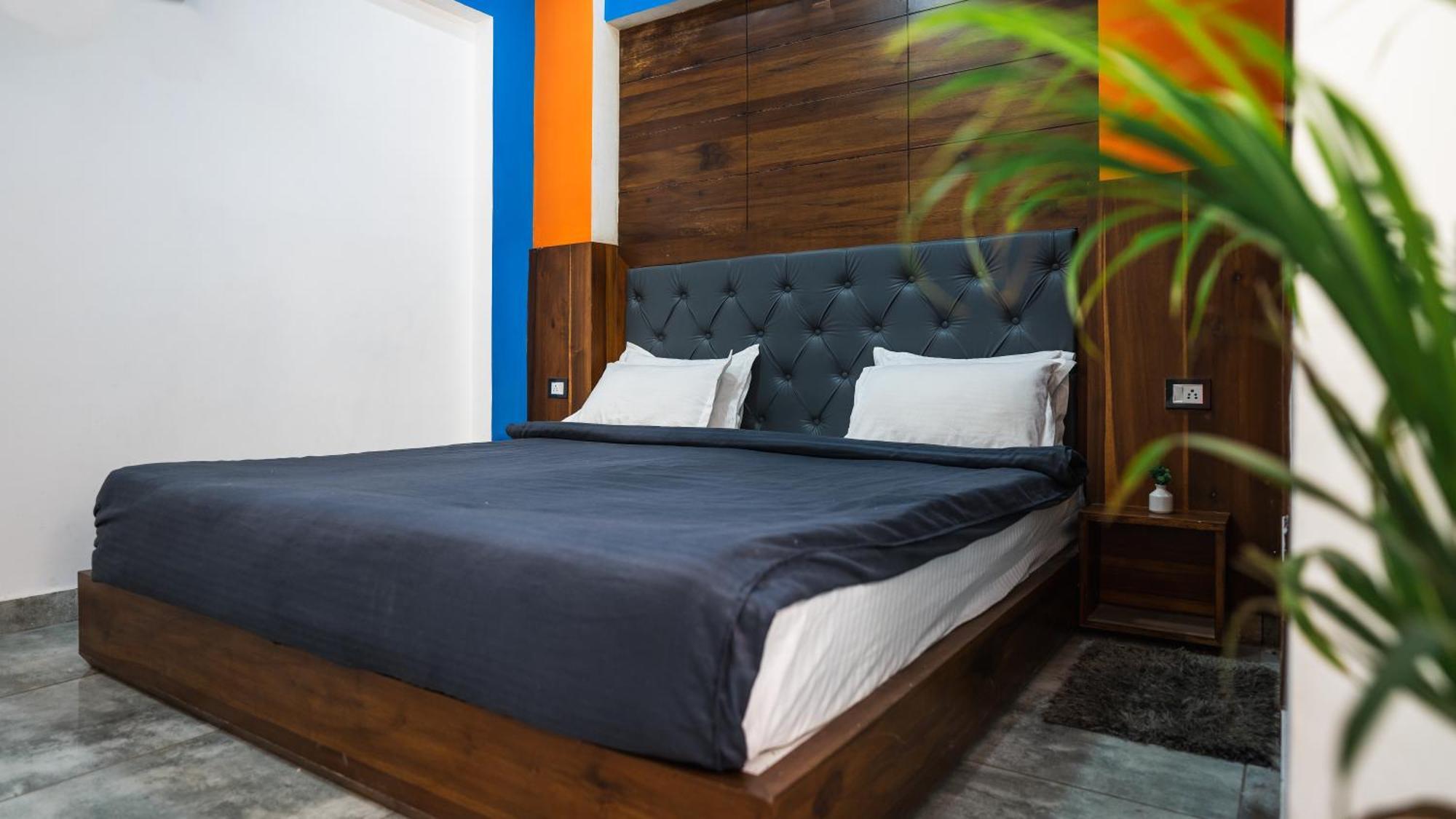 Bonfire Hostels Rishīkesh Zewnętrze zdjęcie