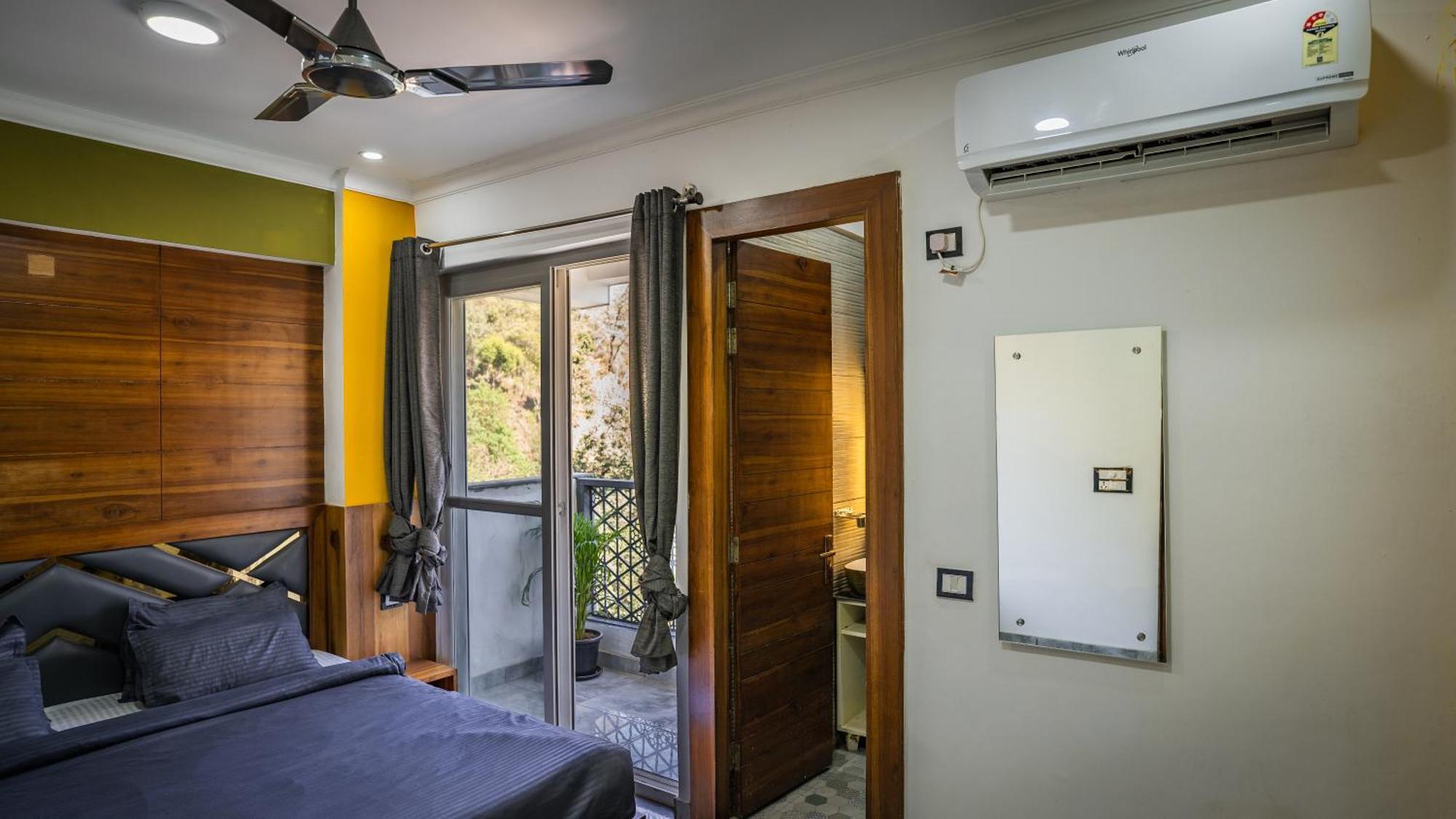 Bonfire Hostels Rishīkesh Zewnętrze zdjęcie