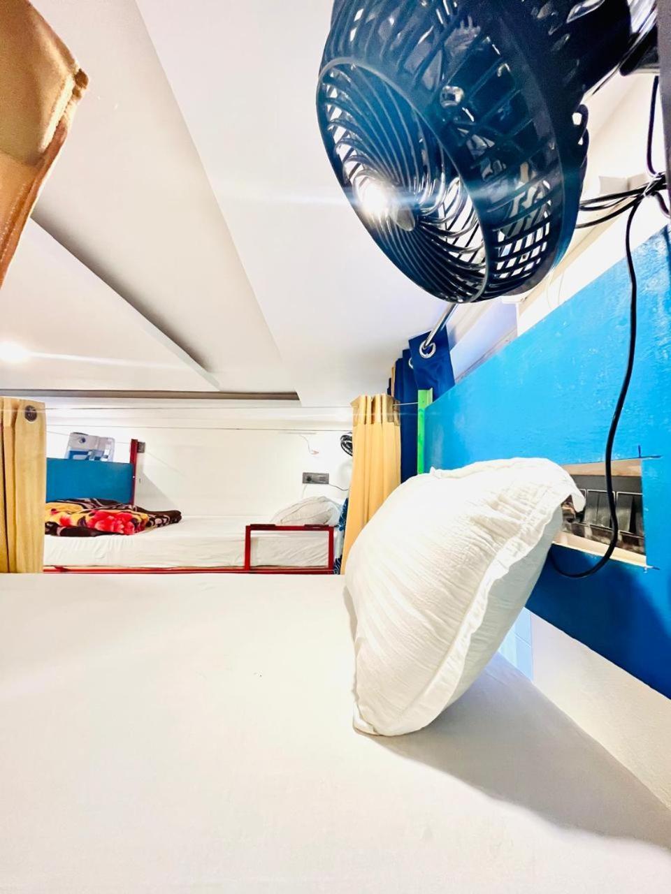 Bonfire Hostels Rishīkesh Zewnętrze zdjęcie